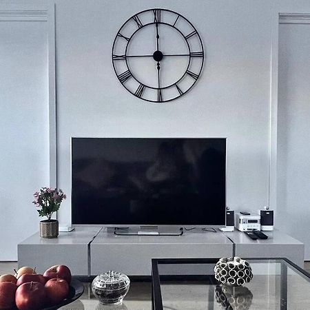 New Magnificent View Apartment Near The Centre Тромсё Экстерьер фото